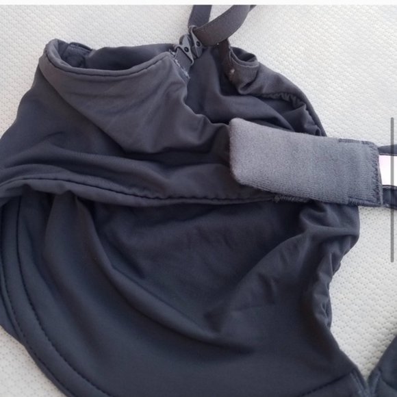 VS Unlined Plunge Bra - Picture 6 of 7